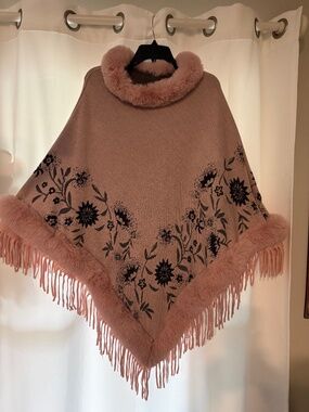 Pink & Dark Grey Shawl with Fur Collar